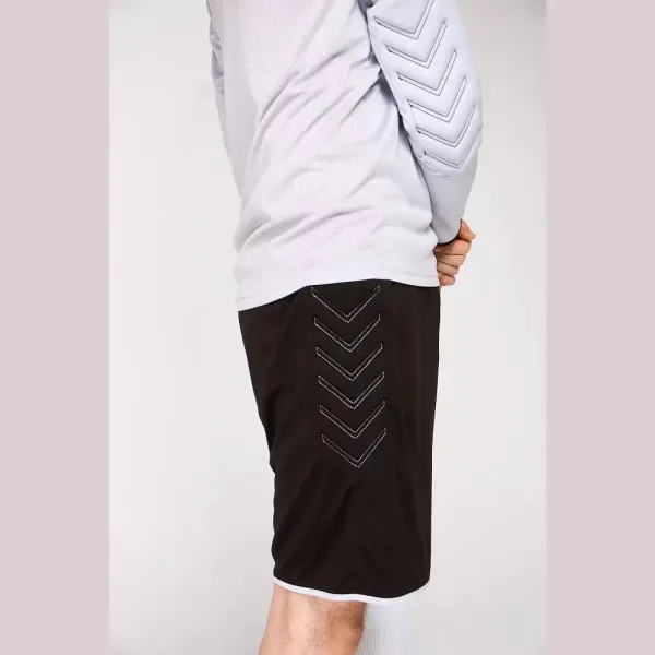 СЦ*Форма футб. врат. KELME 3871007-273-3XL, р.3XL, полиэстер, бело-черный за 3&nbsp;204.50 ₽ в Ижевске